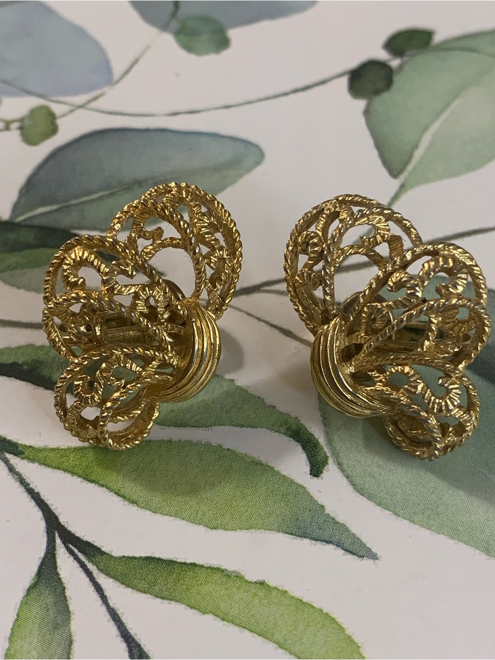 Trifari Gold Tone Filigree Knot Clip-On Earrings